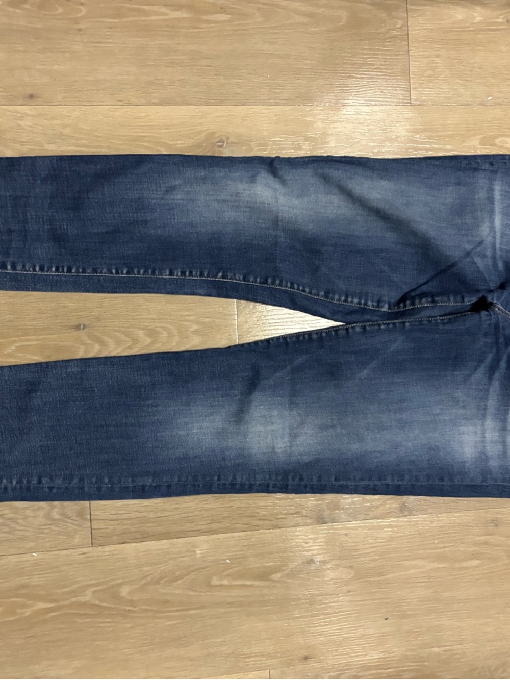 Tommy Hilfiger Women's Straight Leg Jeans in Blue Wash